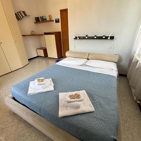 Glitter Home لا سبيتسْيا المظهر الخارجي الصورة