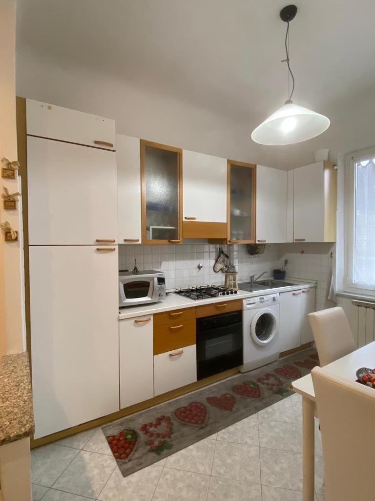 Glitter Home لا سبيتسْيا المظهر الخارجي الصورة