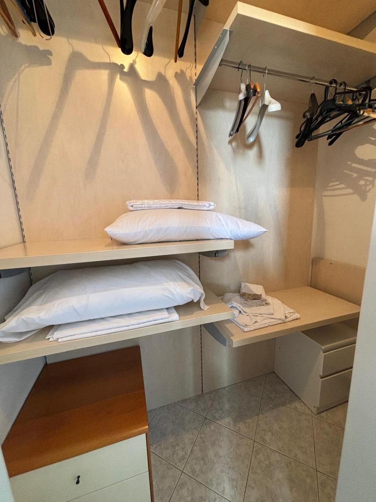 Glitter Home لا سبيتسْيا المظهر الخارجي الصورة
