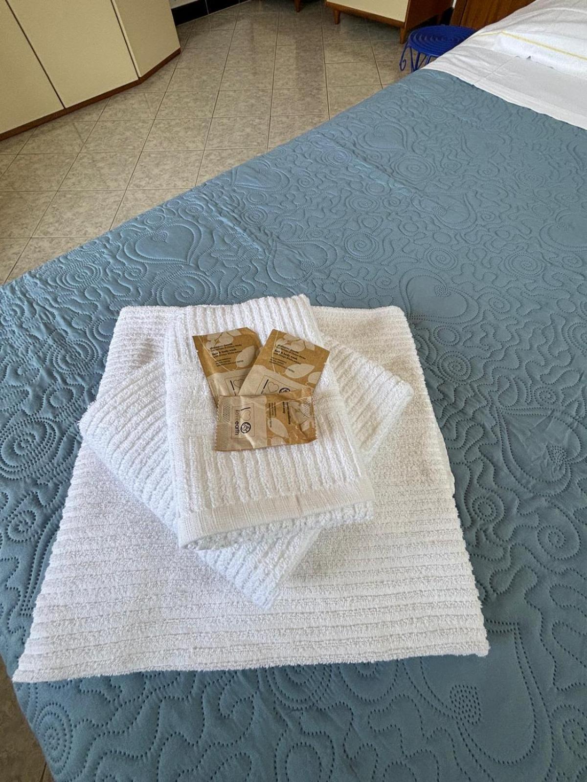 Glitter Home لا سبيتسْيا المظهر الخارجي الصورة
