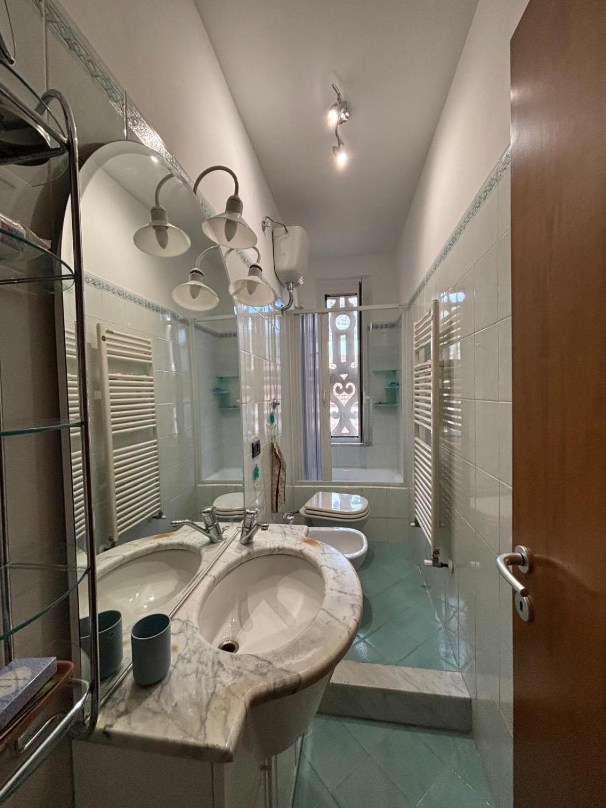Glitter Home لا سبيتسْيا المظهر الخارجي الصورة